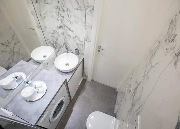 Sublime Trois Pieces Proche Monaco アパート *